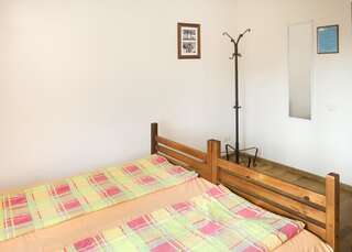 Хостелы Klaipeda Hostel Клайпеда Двухместный номер с 1 кроватью или 2 отдельными кроватями, общая ванная комната-3