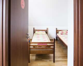 Хостелы Klaipeda Hostel Клайпеда Двухместный номер с 1 кроватью или 2 отдельными кроватями, общая ванная комната-6